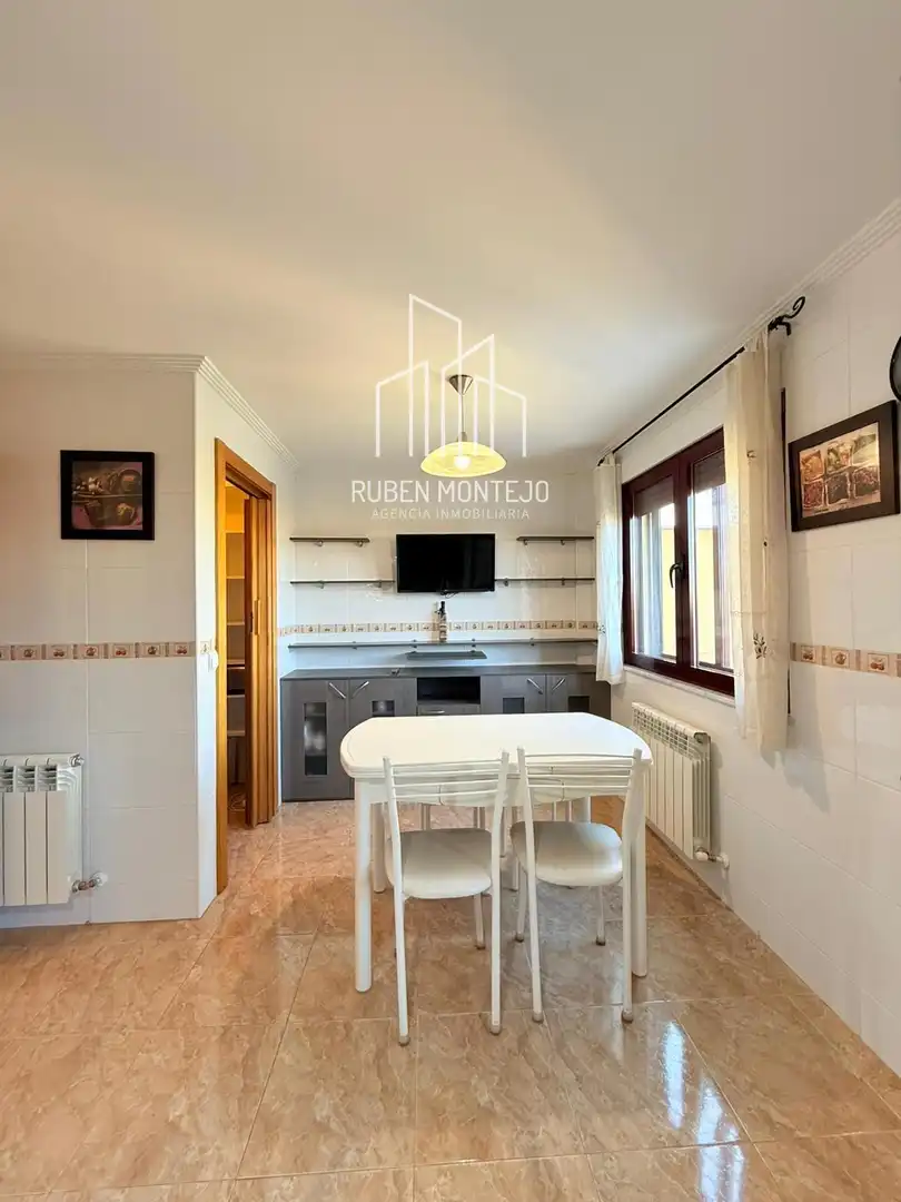 Cocina de Casa adosada en venta en Galindo y Perahuy con Calefacción, Jardín privado y Terraza