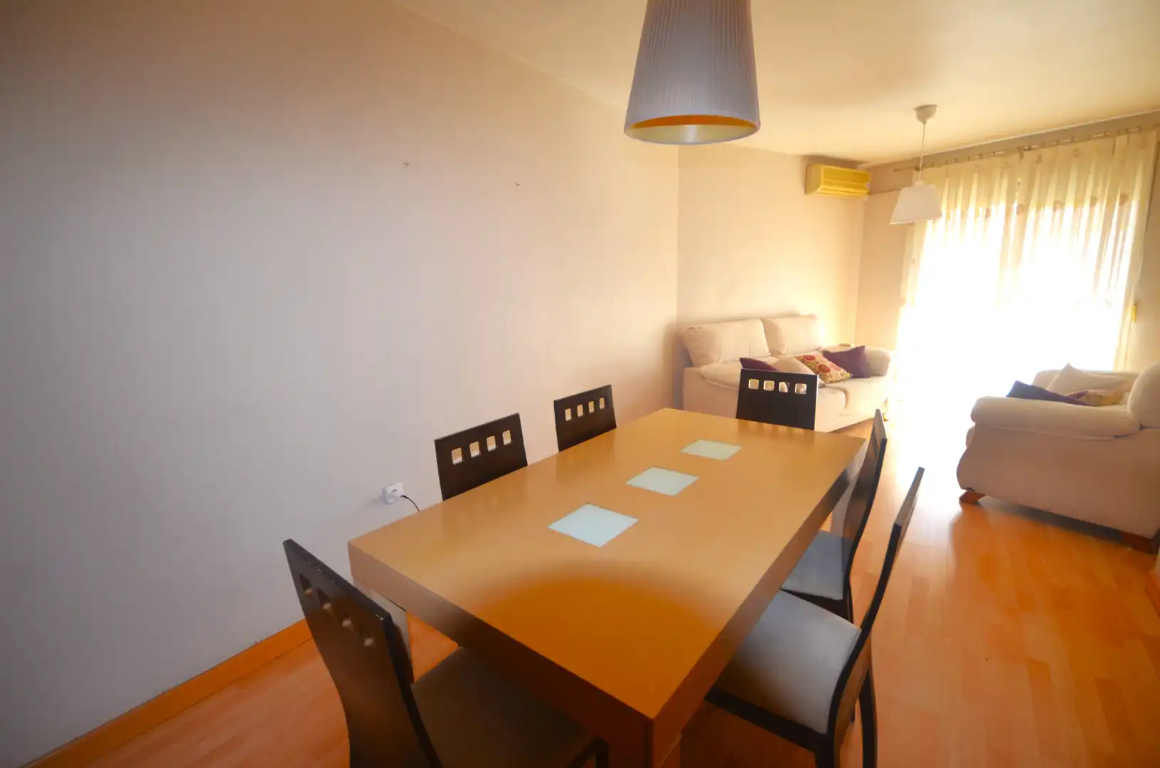 Comedor de Piso de alquiler en Murcia con Aire acondicionado, Terraza y Trastero