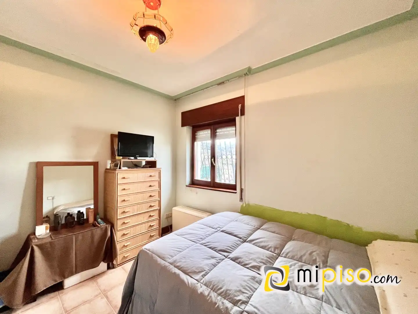 Habitación de Casa o chalet en venta en Laredo