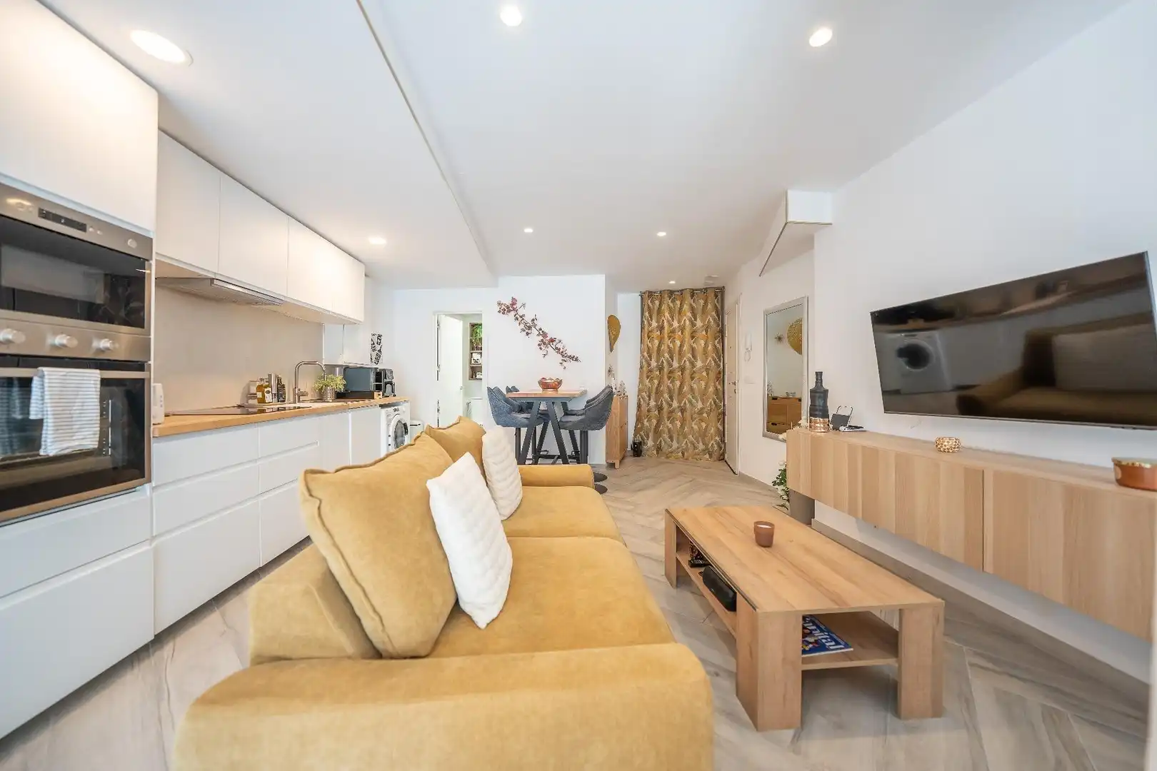 Sala de estar de Planta baja en venta en Dénia con Aire acondicionado, Calefacción y Jacuzzi