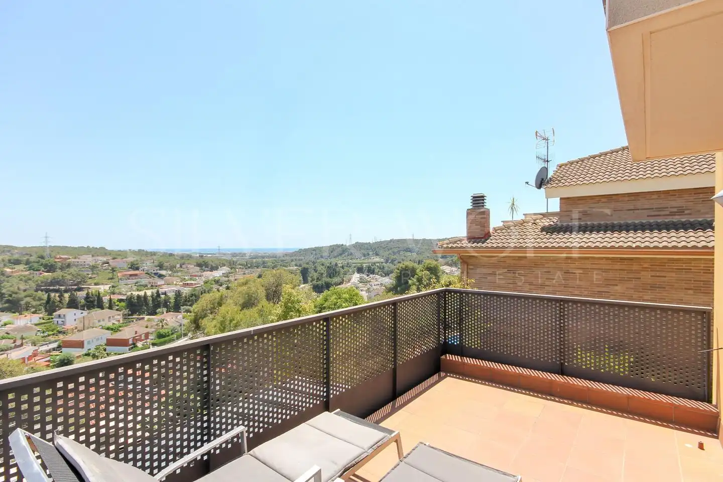 Terrassa de Casa o xalet en venda en Cubelles amb Aire condicionat, Calefacció i Jardí privat