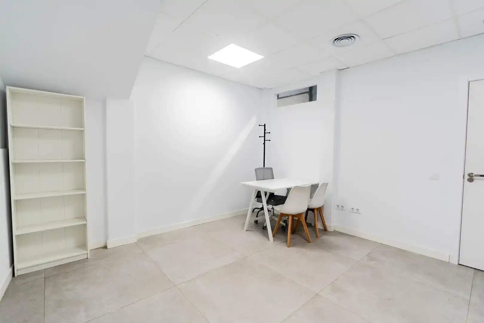 Office for rent in Huércal de Almería