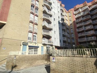 Business premises to rent in Av/ Madrid