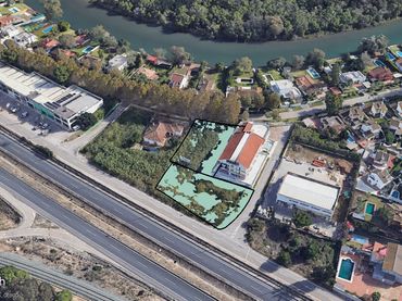 Terreno rustico in vendita a Crtra N-340, Parcelas 8F, 8G, 81, 82 y 83 - Parque Guadarranque -