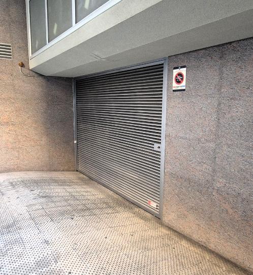 Foto 1 de Garaje en venta en Carrer del 8 de Març, 82, La Plana, Barcelona