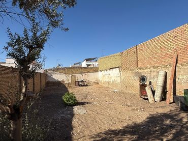 Terreno residencial en venta en Calle Azofairon 104