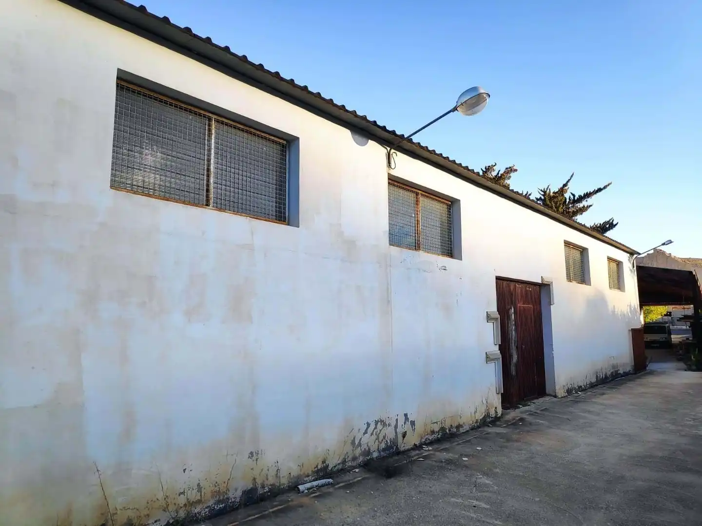 Vista exterior de Nau industrial en venda en Hondón de las Nieves / El Fondó de les Neus