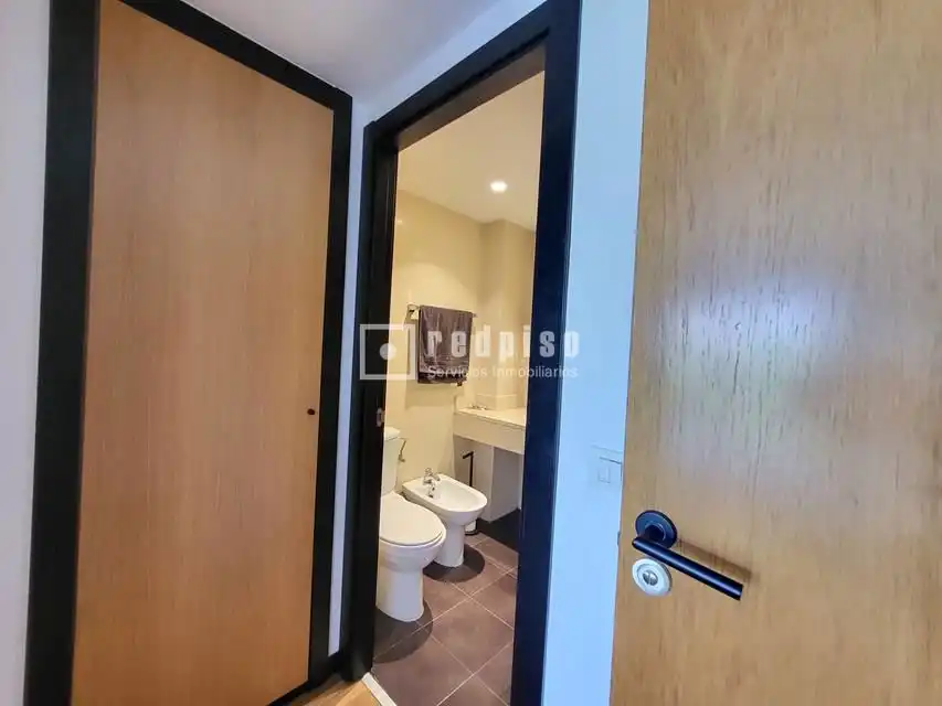 Baño de Piso en venta en Valdemoro con Aire acondicionado, Calefacción y Jardín privado