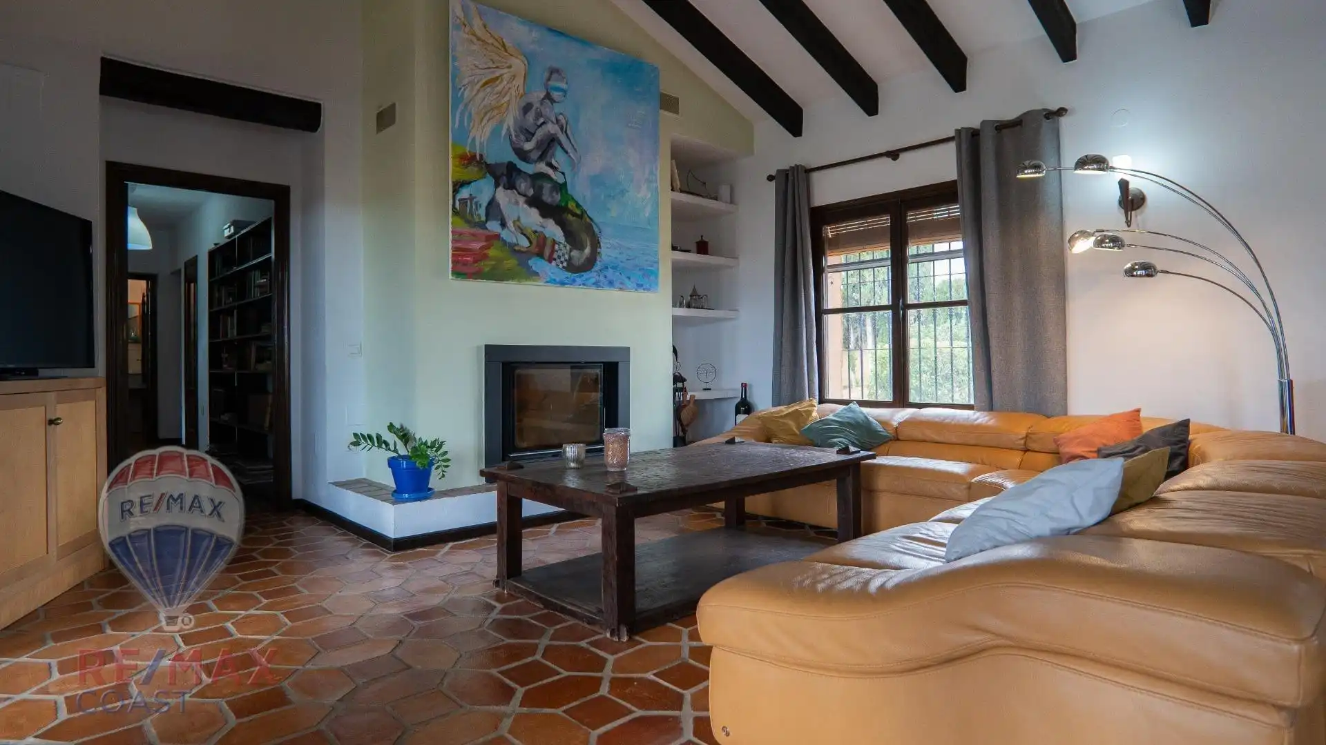 Sala d'estar de Casa o xalet en venda en Alhaurín de la Torre amb Aire condicionat, Jardí privat i Terrassa