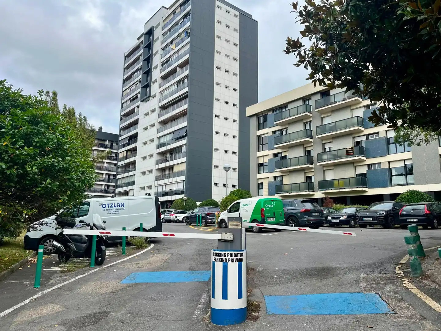 Aparcament de Estudi en venda en Zarautz amb Piscina comunitària