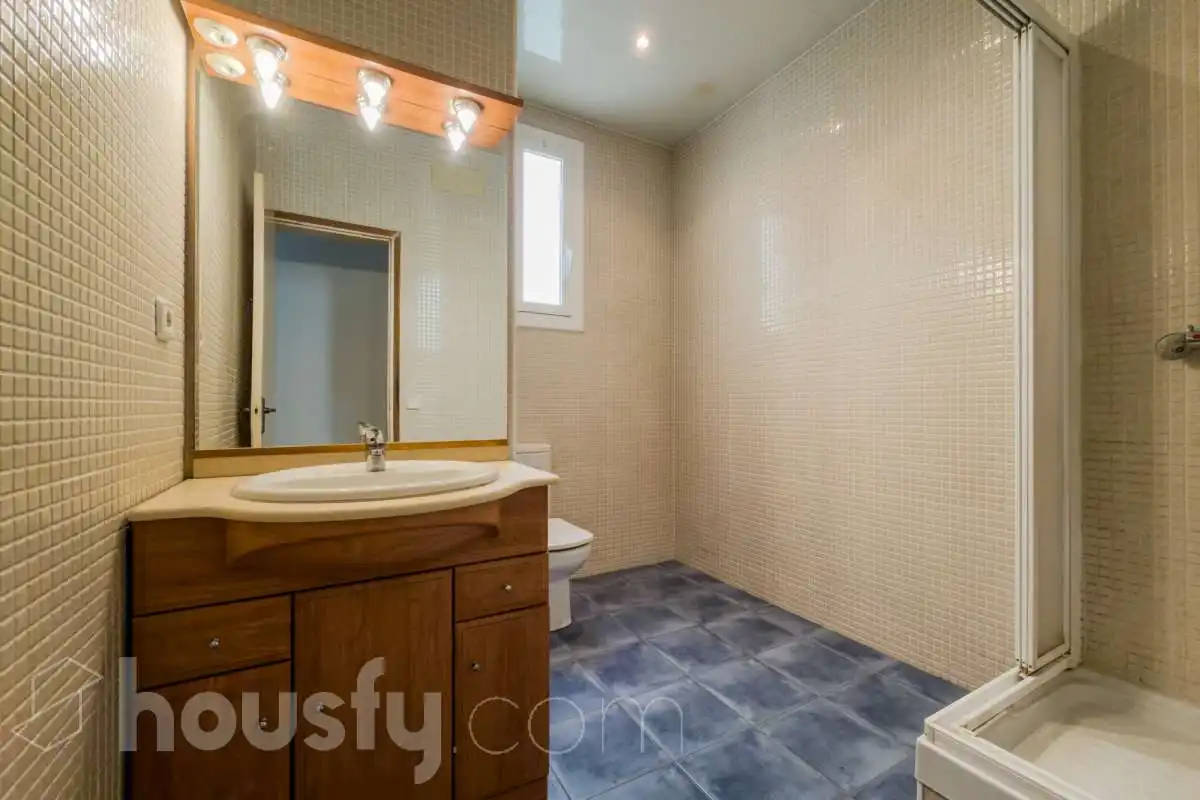 Piso con ascensor en venta en Carrer d'Enric Granados ., imagen 25