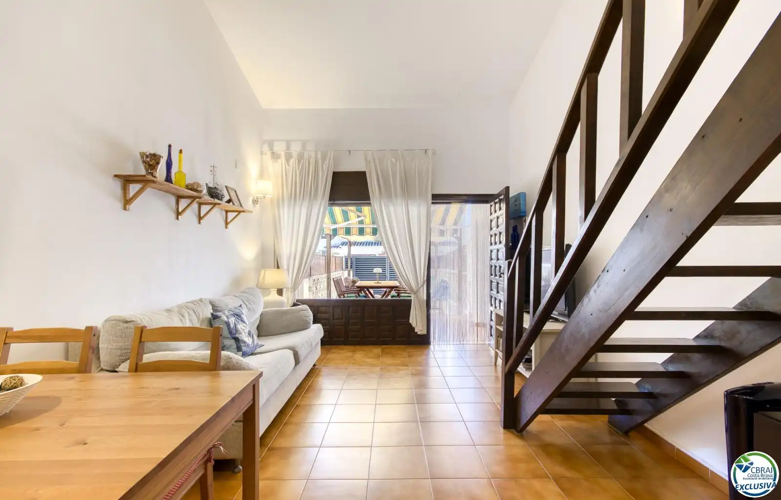 Sala d'estar de Casa o xalet en venda en Garrigàs amb Terrassa i Moblat
