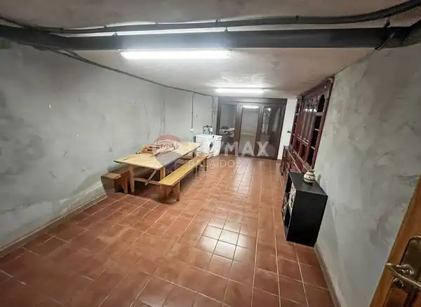Casa adosada en venda en A Guarda   amb Calefacció, Jardí privat i Terrassa