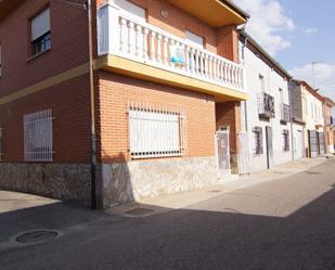Exterior view of Single-family semi-detached for sale in El Cubo de Tierra del Vino    with Heating, Terrace and Storage room