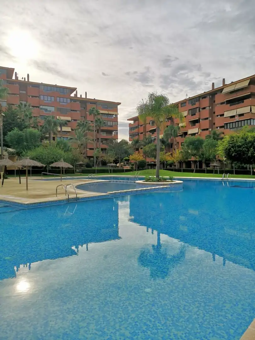 Piscina de Dúplex en venda en Alicante / Alacant amb Aire condicionat, Calefacció i Terrassa