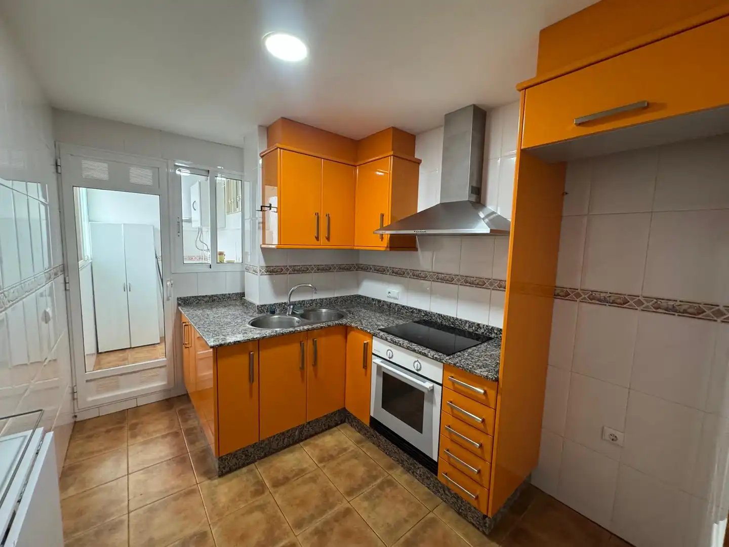 Cuina de Àtic de lloguer en Riba-roja de Túria amb Aire condicionat i Terrassa