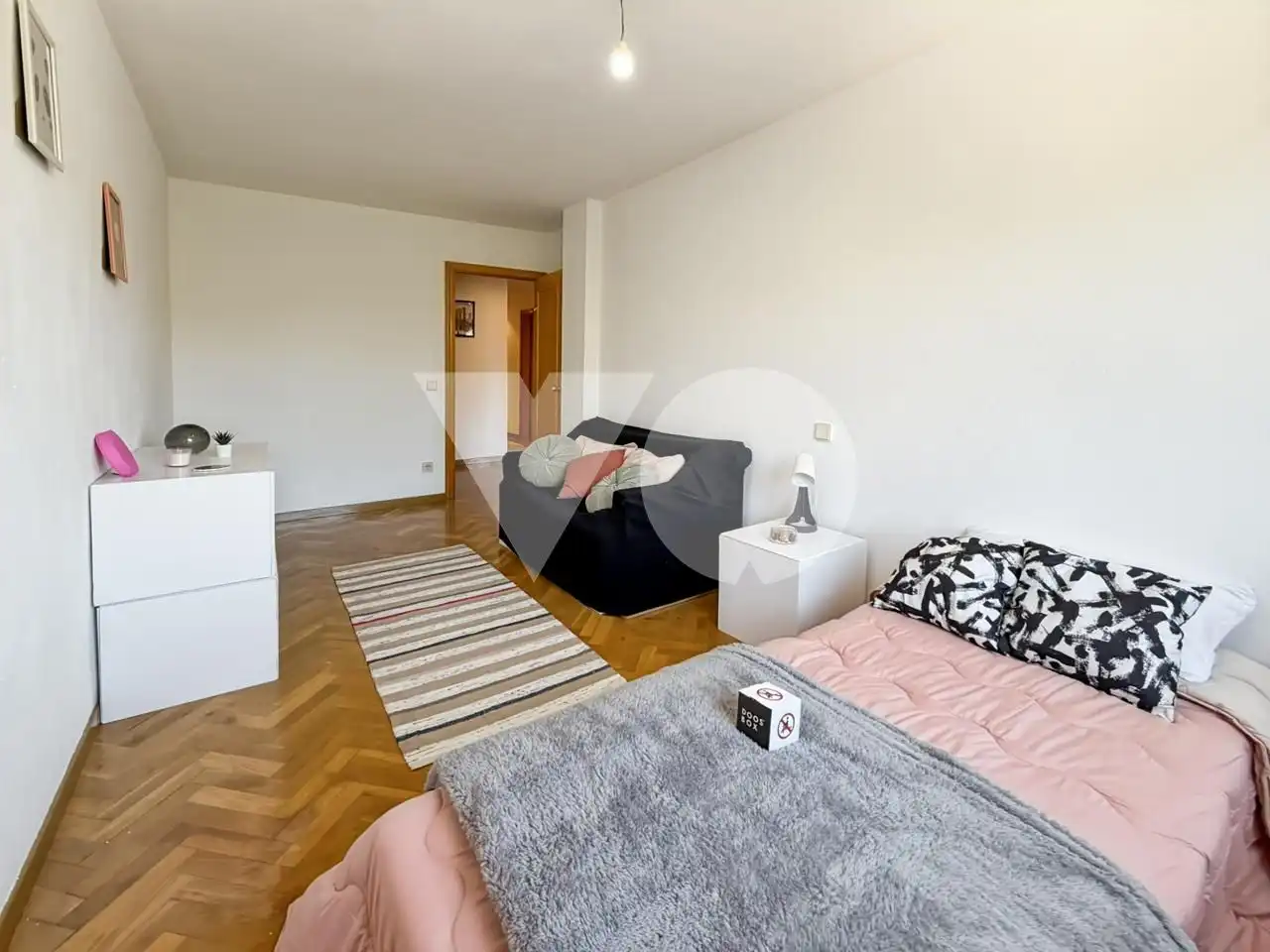 Bedroom of Flat for sale in Madrid  with Air Conditioner, Heating and Parquet flooring