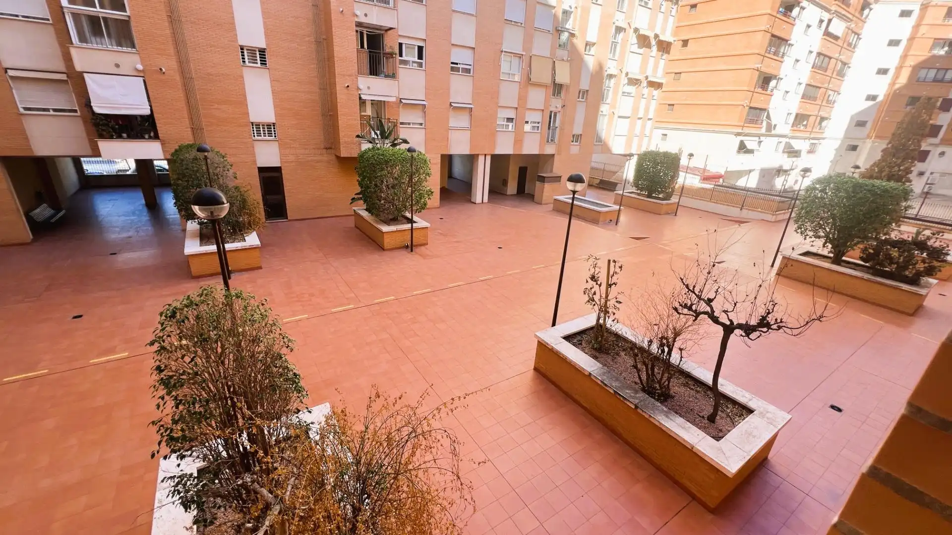 Piso con terraza en venta en Calle BERNAT ARTOLA 21, imagen 10