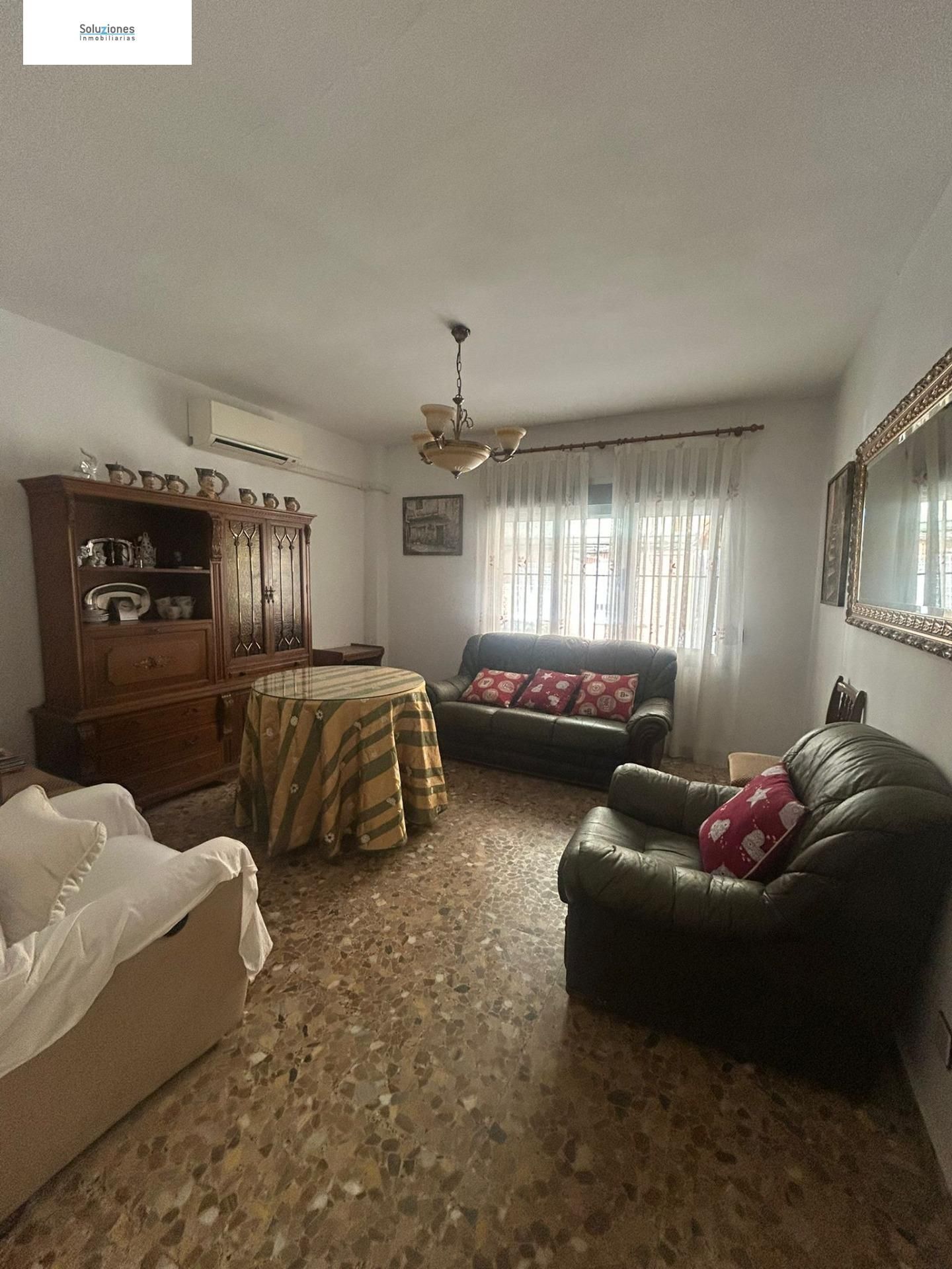 Sala d'estar de Pis en venda en  Albacete Capital amb Aire condicionat