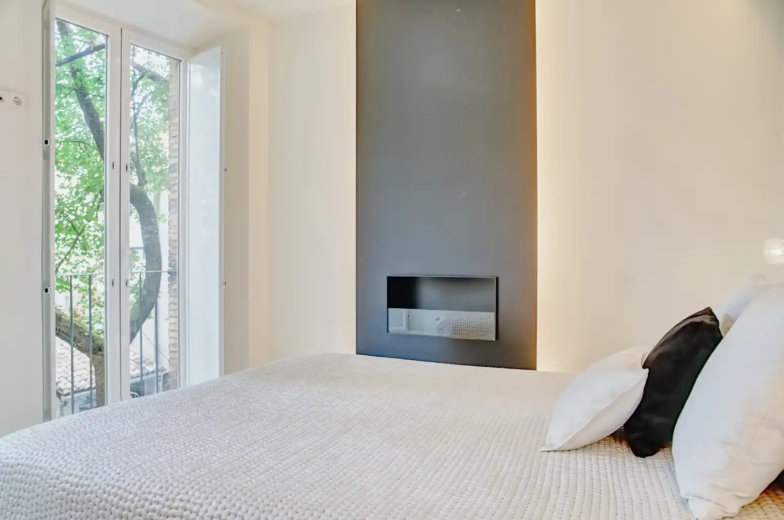 Habitación de Piso en venta en  Pamplona / Iruña con Calefacción, Parquet y Amueblado