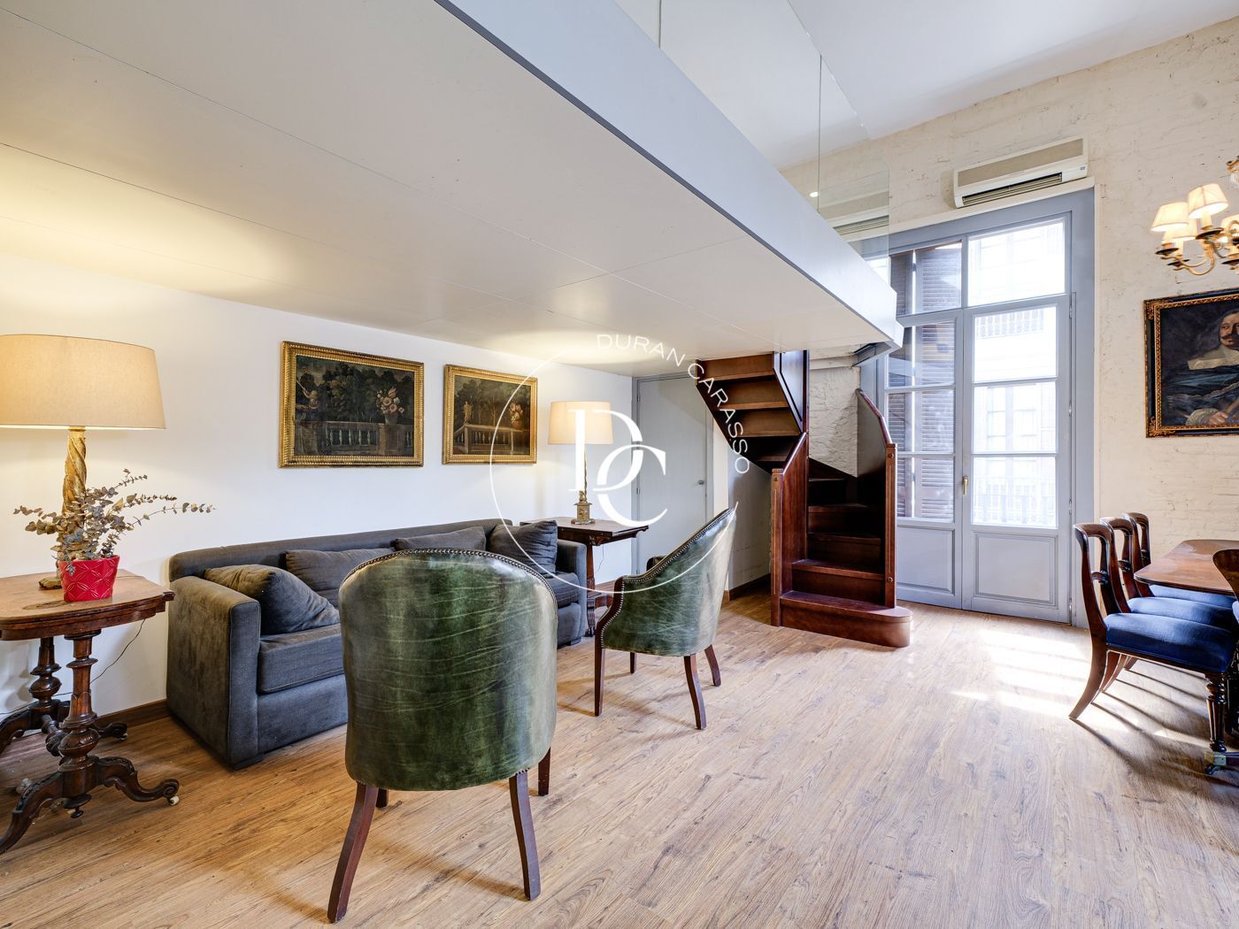 Living room of Flat for sale in  Barcelona Capital  with Air Conditioner, Heating and Furnished