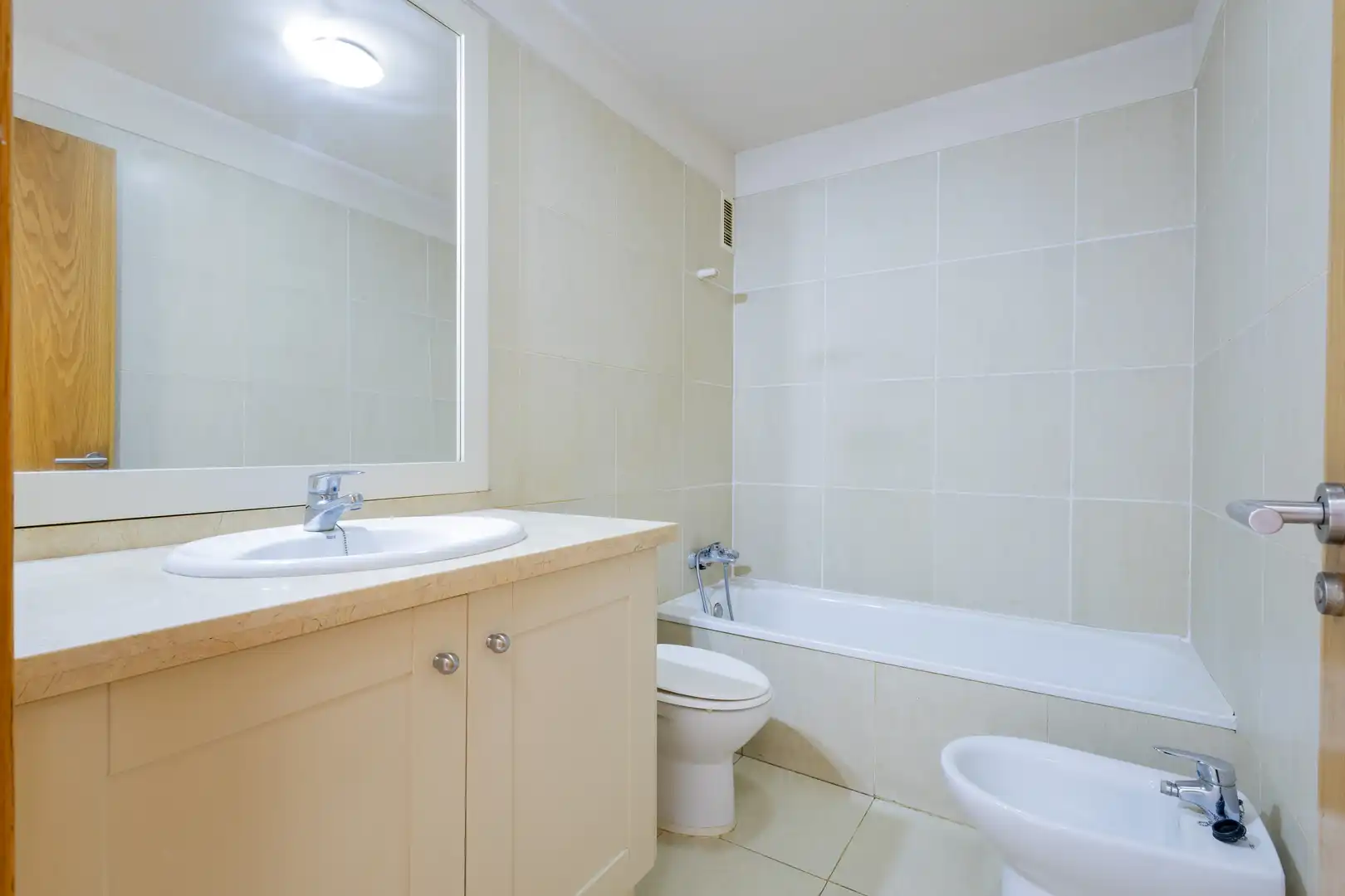 Baño de Piso en venta en Taco - Los Andenes - Las Chumbreras