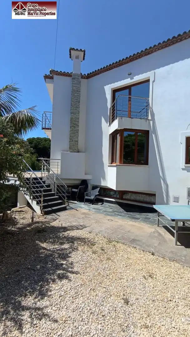 Vista exterior de Casa o chalet en venta en Altea con Aire acondicionado, Jardín privado y Terraza