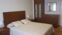 Bedroom of Flat to rent in Cartagena  with Air Conditioner, Heating and Storage room