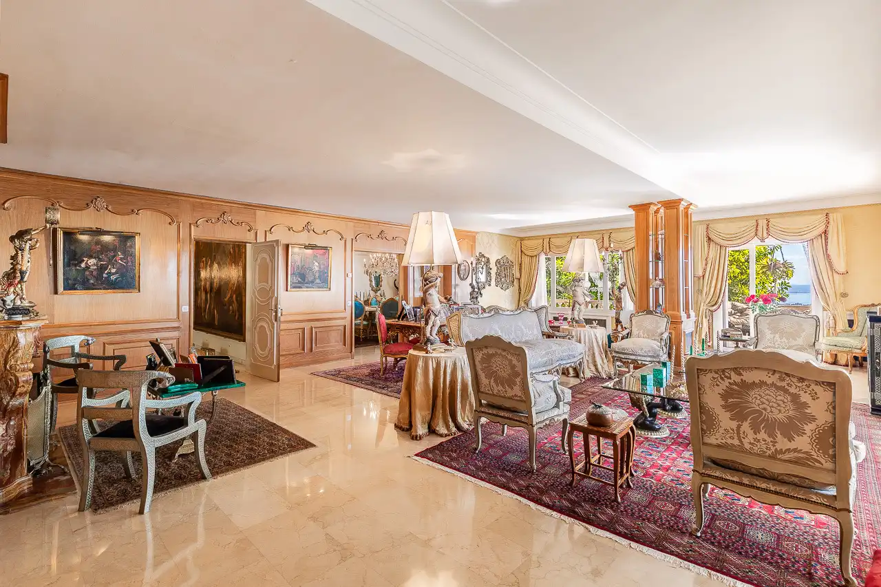 Country homes for sale in Génova