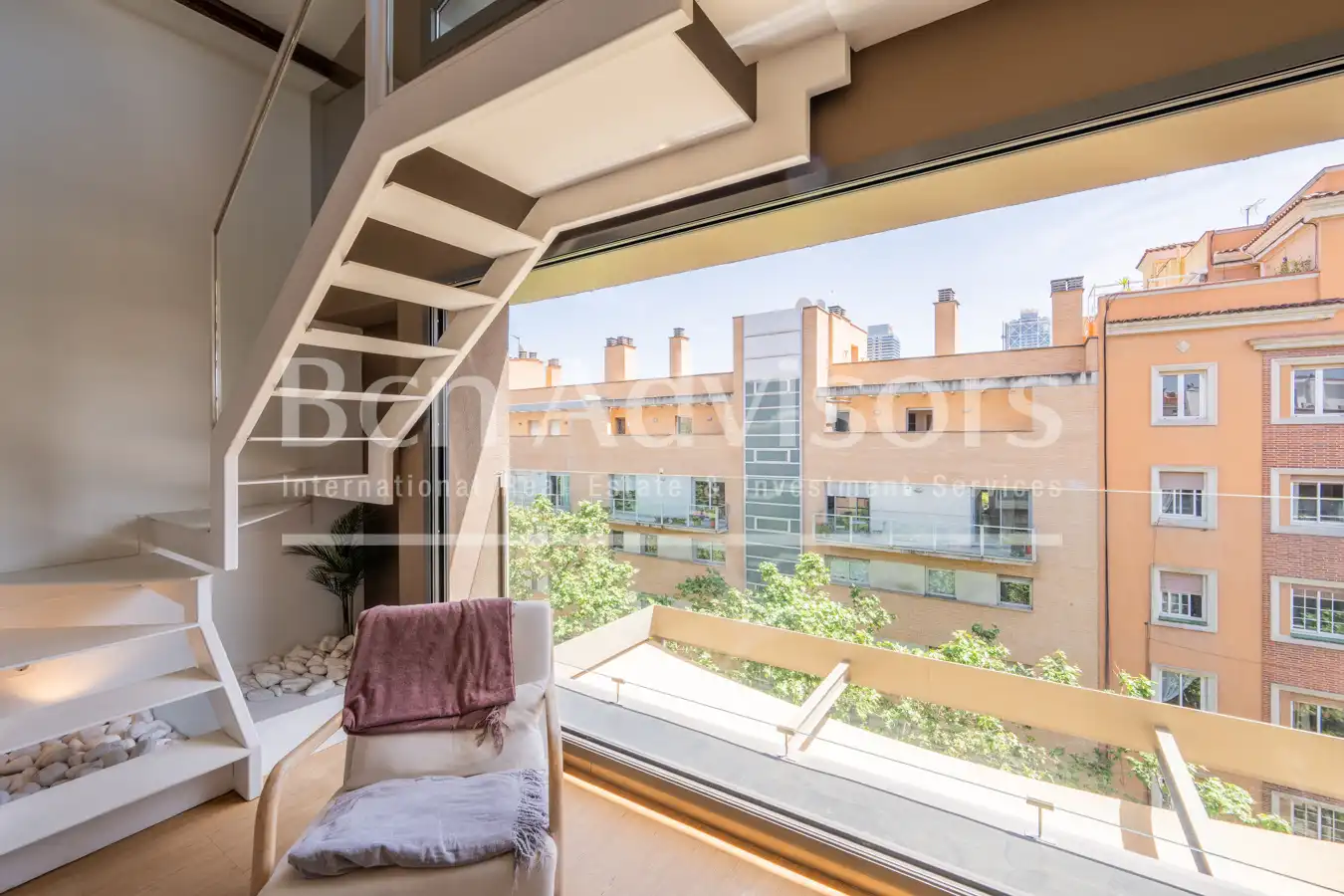 Terrasse von Dachboden zum Verkauf in Barcelona mit Klimaanlage, Heizung und Parkett