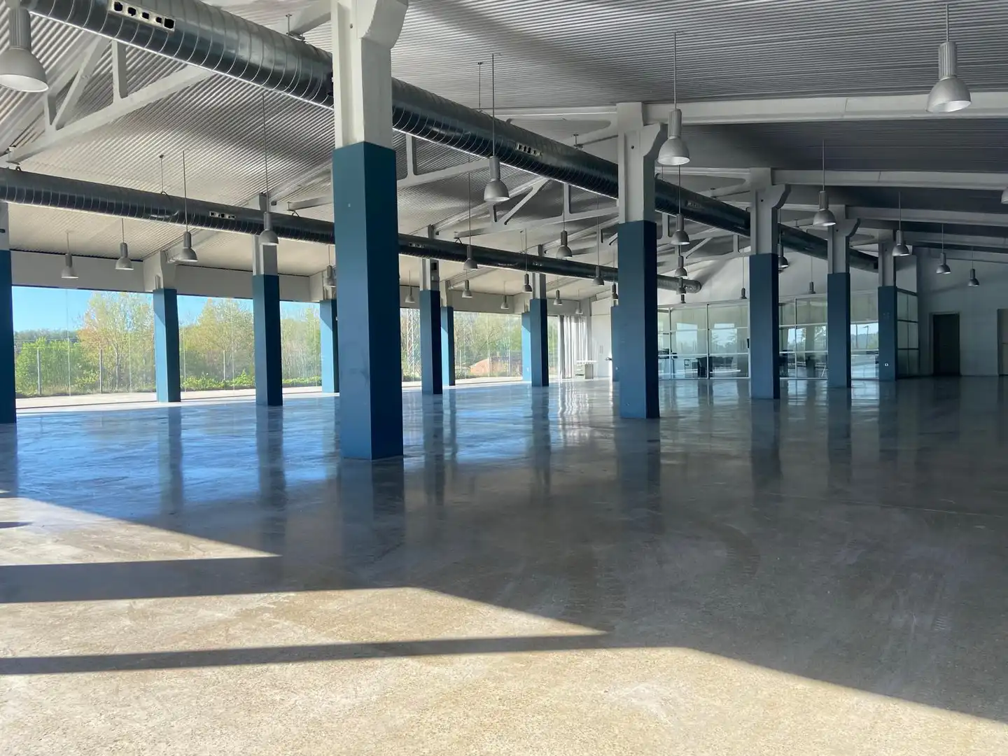 Vista exterior de Nave industrial en venta en Cornellà del Terri