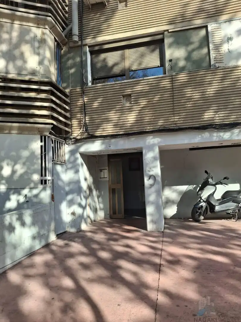 Vista exterior de Piso en venta en Badia del Vallès