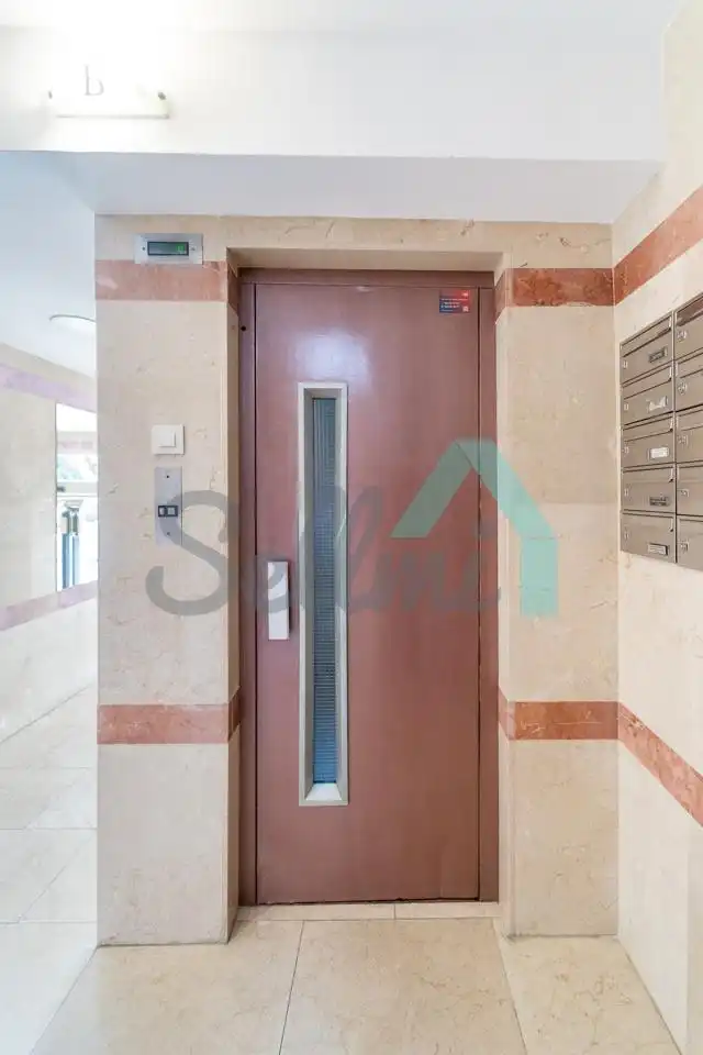 Pis de lloguer en Oviedo  amb Calefacció i Parquet