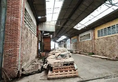 Nau industrial en venda en Hacinas