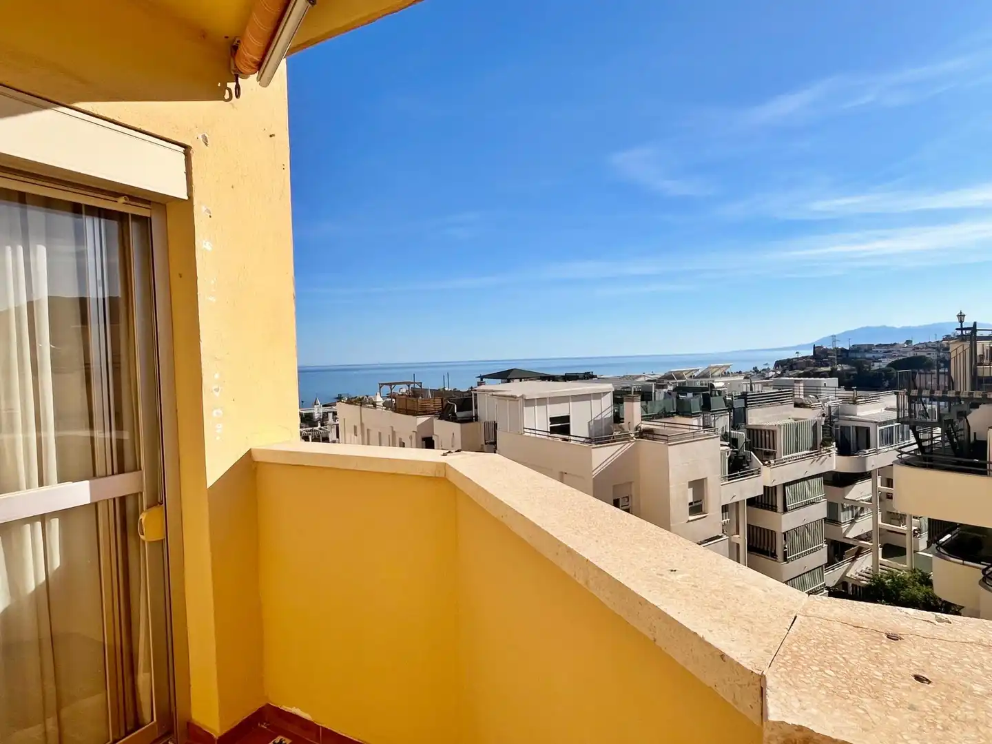 Terraza de Piso en venta en Rincón de la Victoria con Aire acondicionado, Terraza y Piscina comunitaria