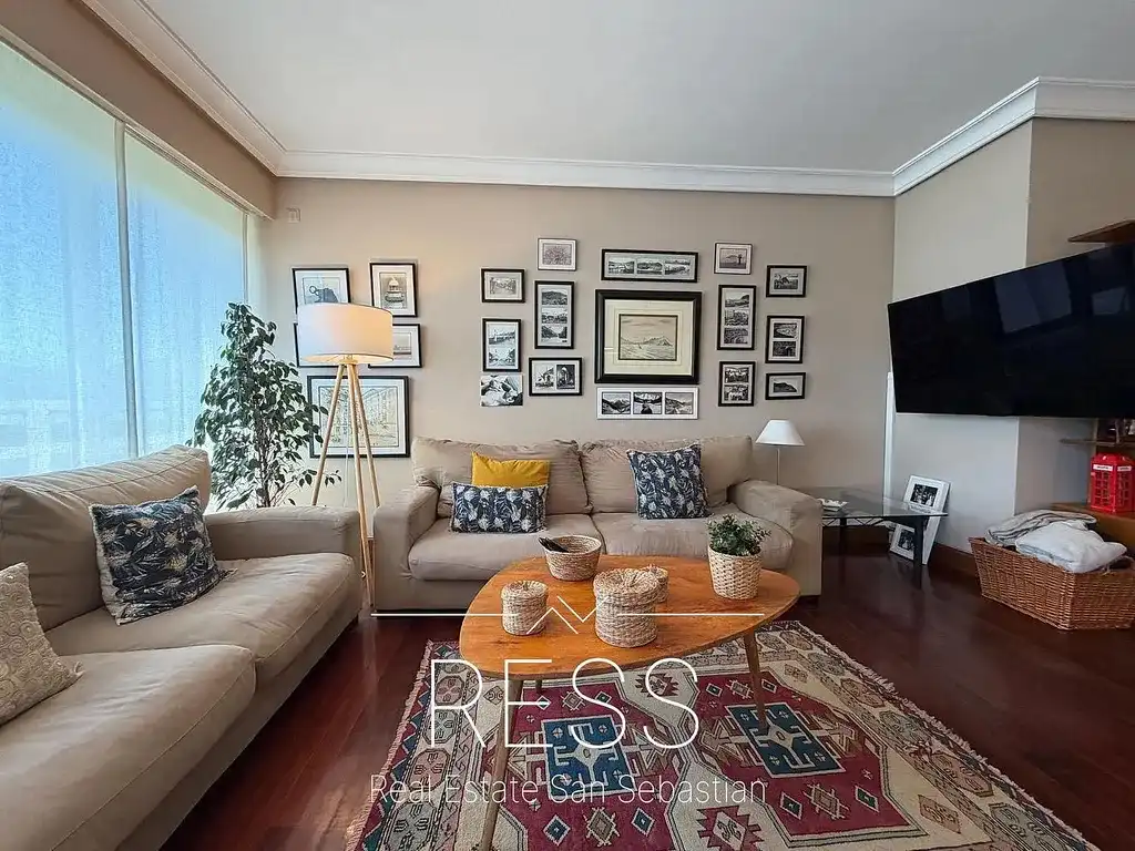 Wohnzimmer von Wohnung zum Verkauf in Donostia - San Sebastián  mit Heizung, Privatgarten und Terrasse