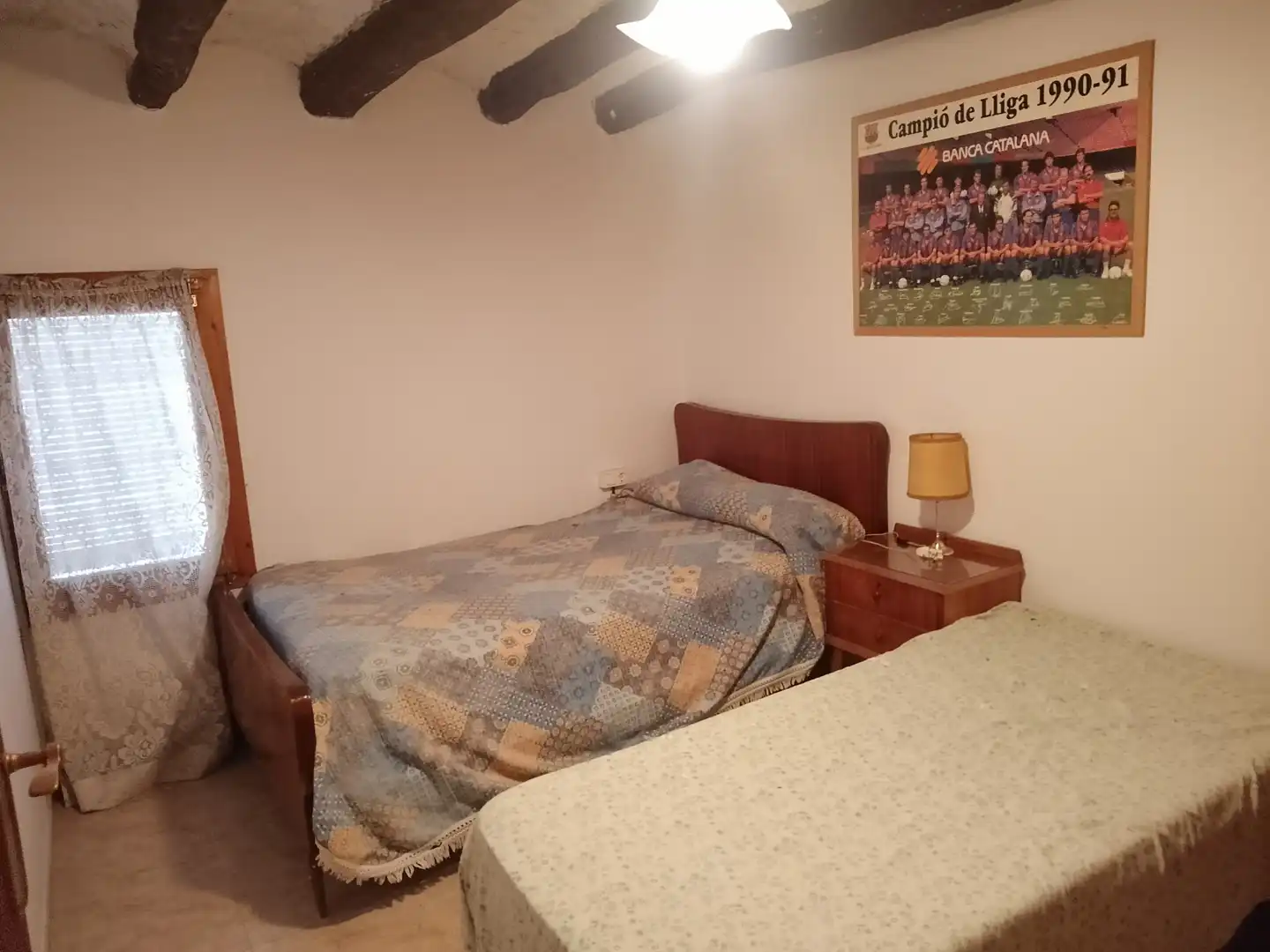 Habitación de Finca rústica en venta en Alcampell con Terraza, Trastero y Amueblado