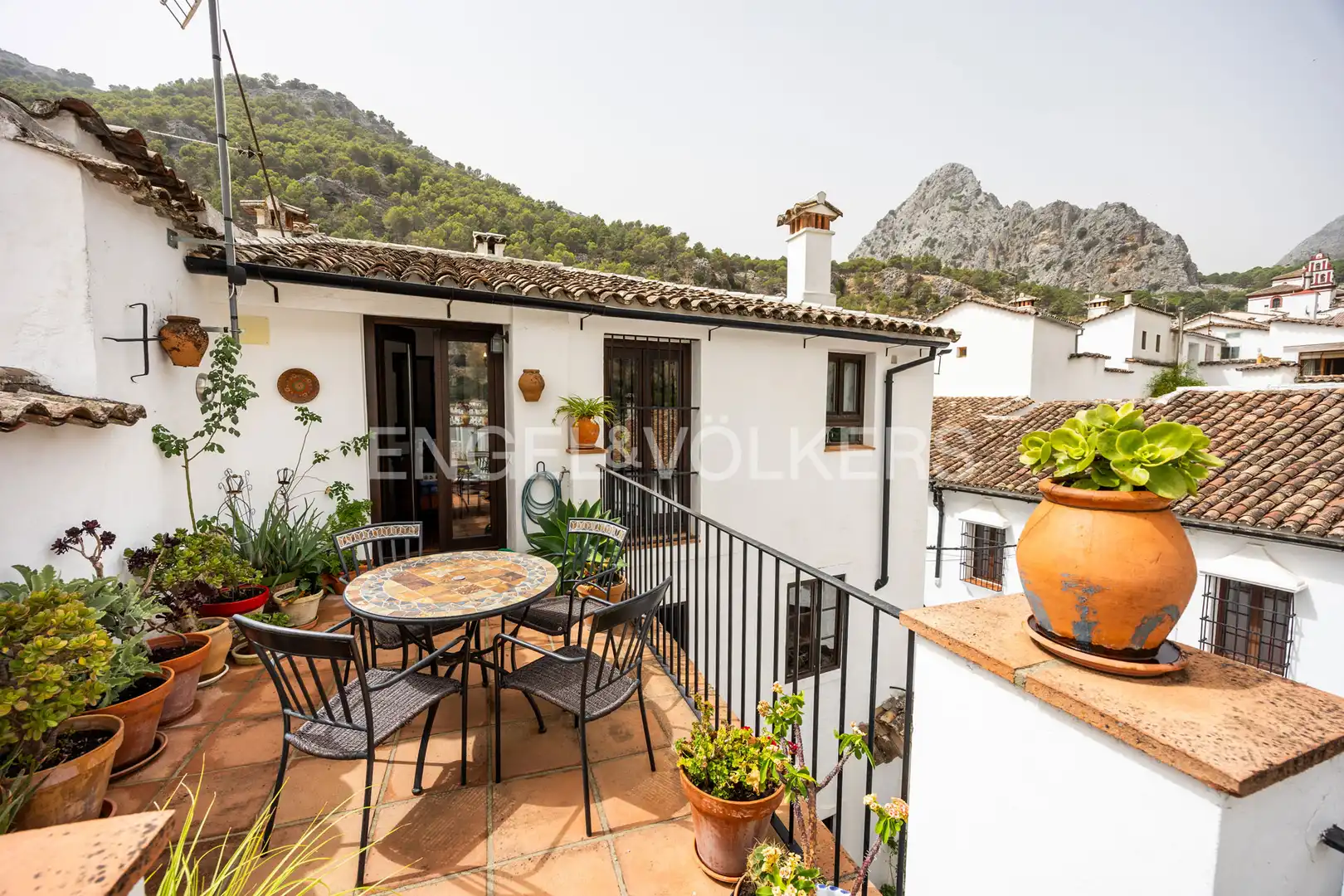 Vista exterior de Casa o chalet en venta en Grazalema con Calefacción y Balcón