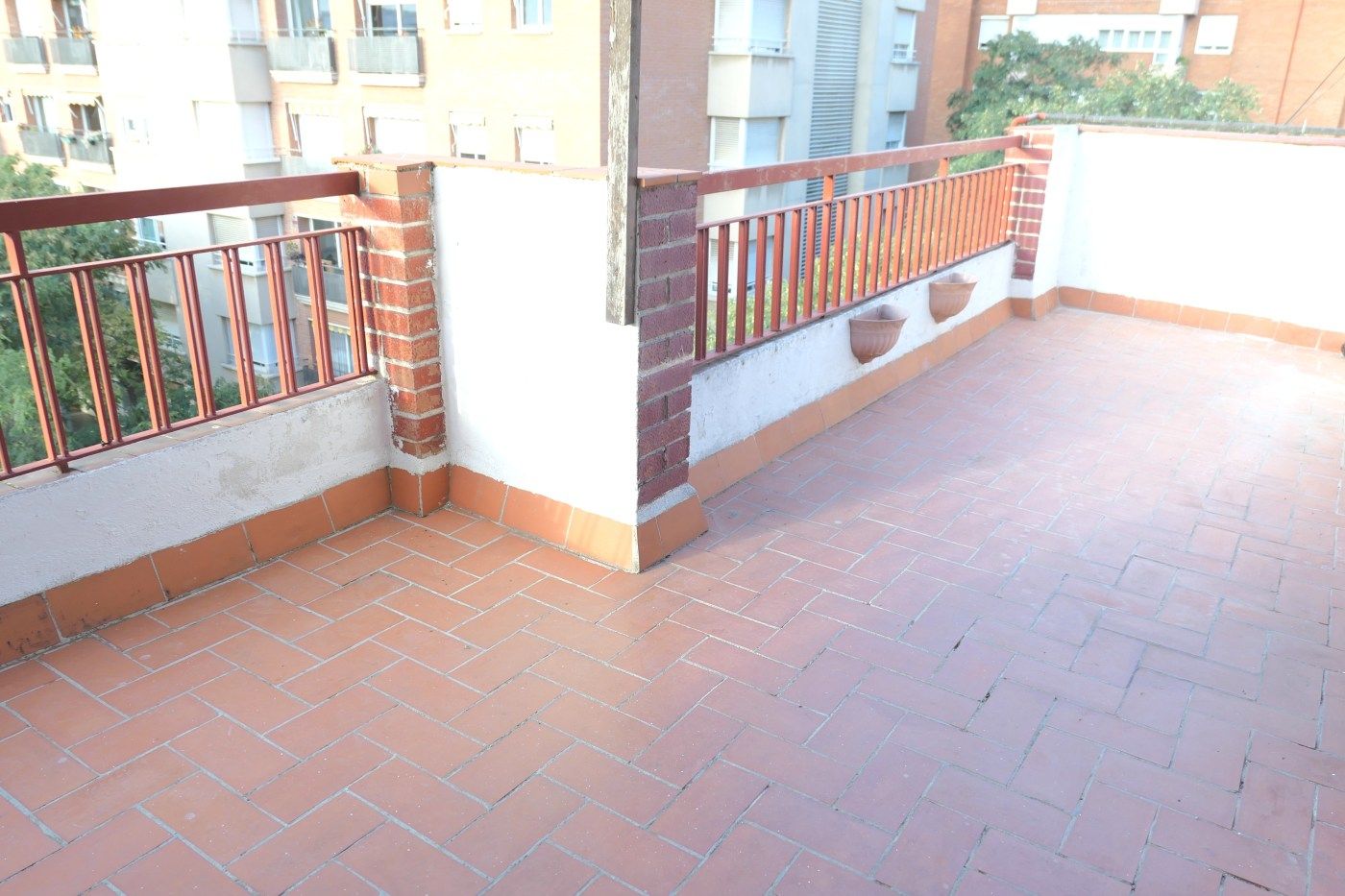 Terraza de Dúplex en venta en  Barcelona Capital con Terraza y Trastero