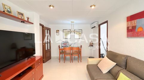 Foto 3 de Piso en venta en Llefià, Badalona