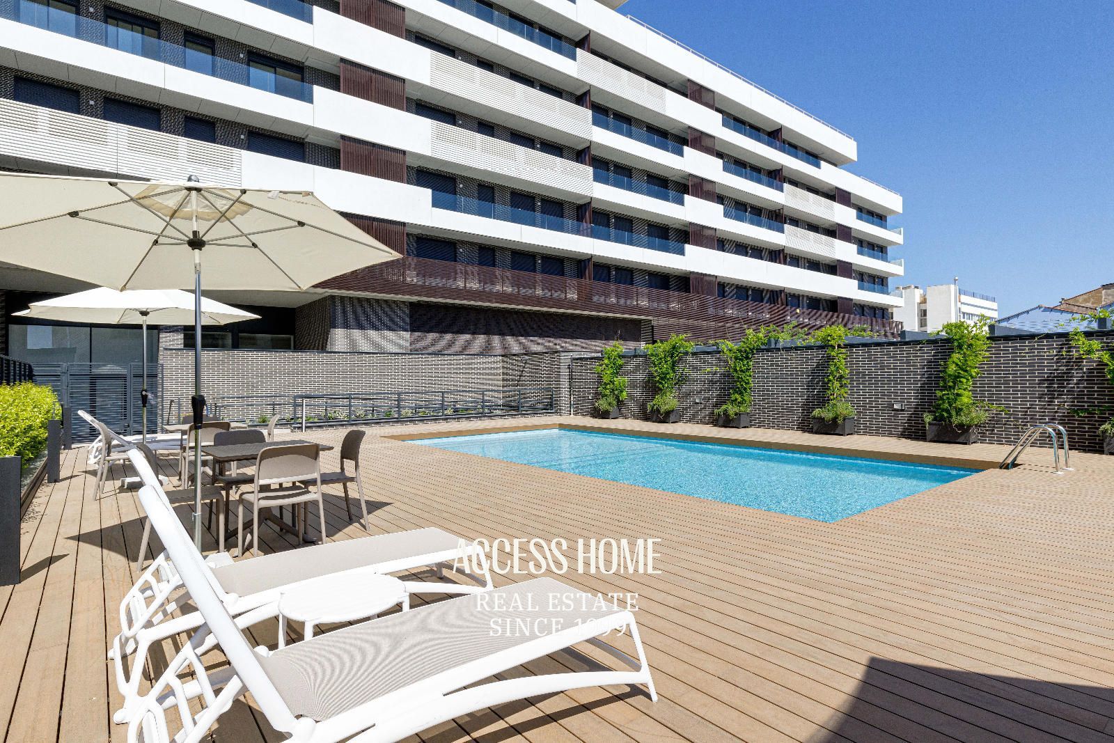 Swimming pool of Flat for sale in Montgat  with Air Conditioner, Heating and Terrace