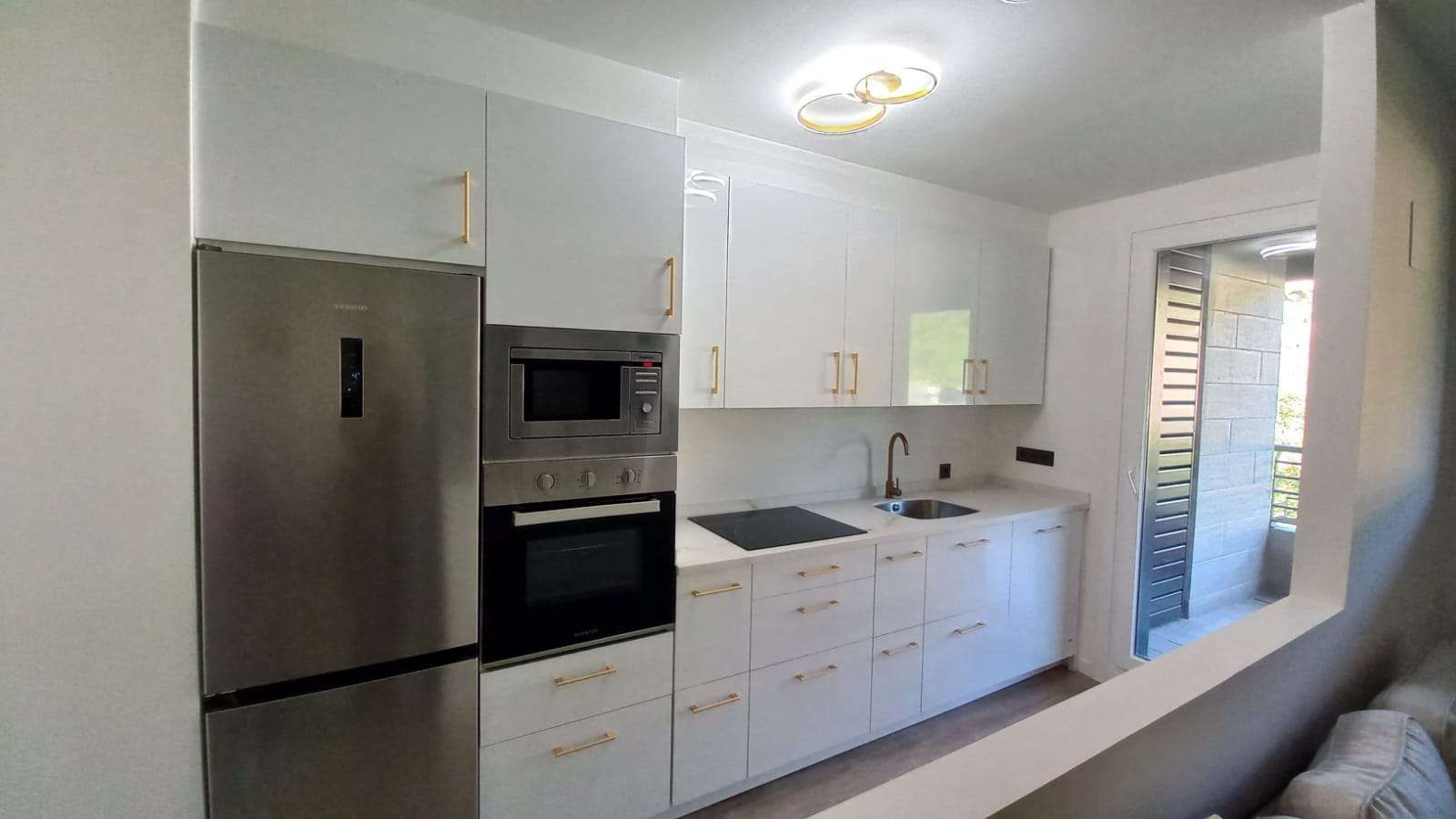 Cuina de Apartament per a compartir en Zestoa amb Aire condicionat, Calefacció i Terrassa