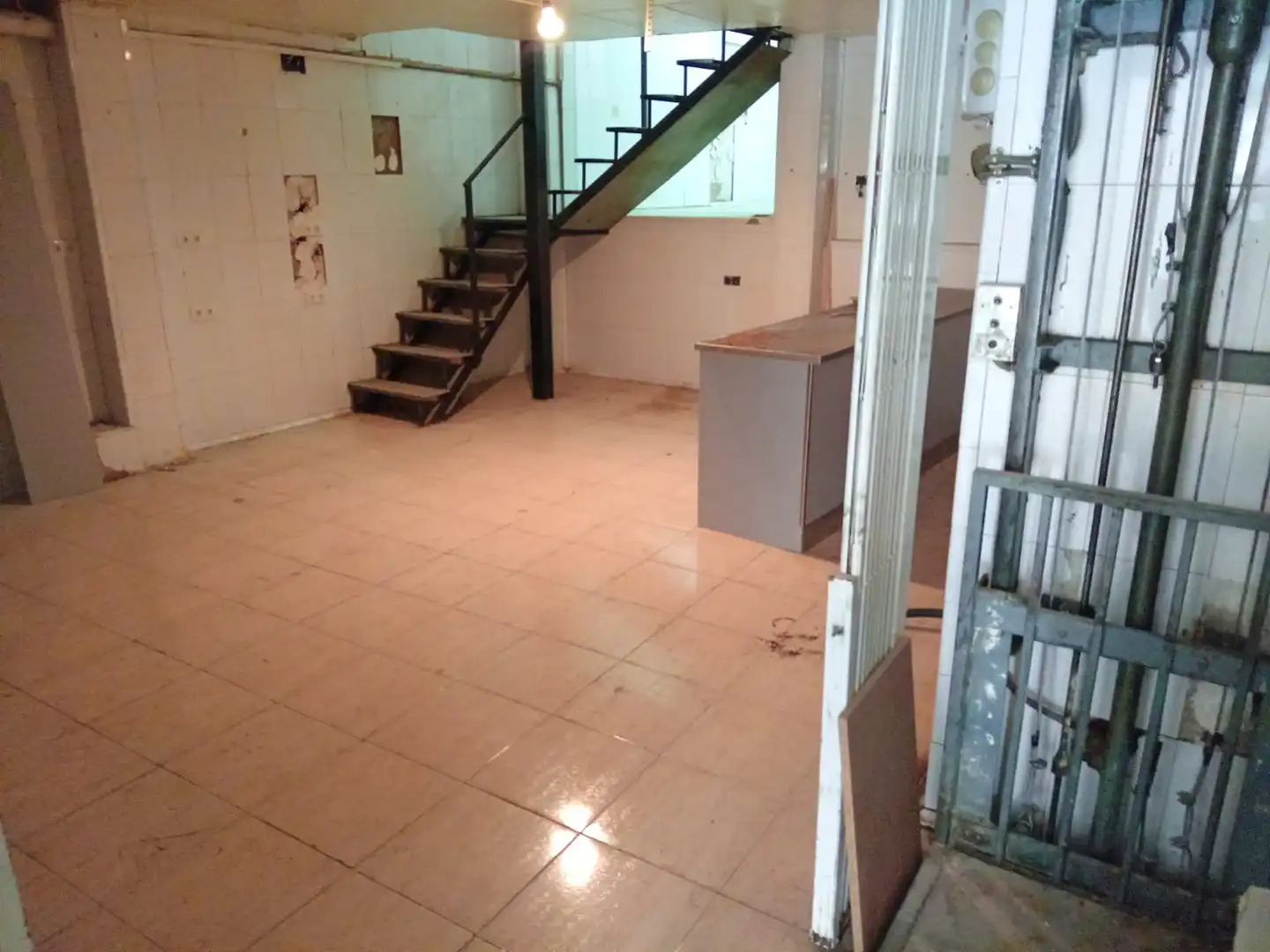 Local comercial en venda a Sur, imagen 3