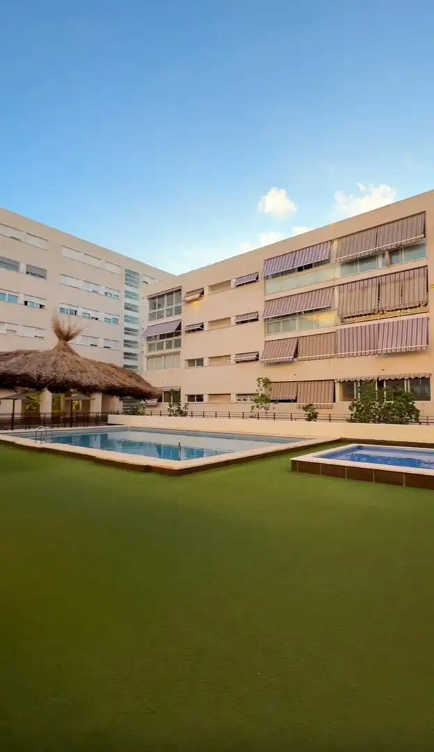 Piscina de Apartamento en venta en Castell de Castells, Alicante