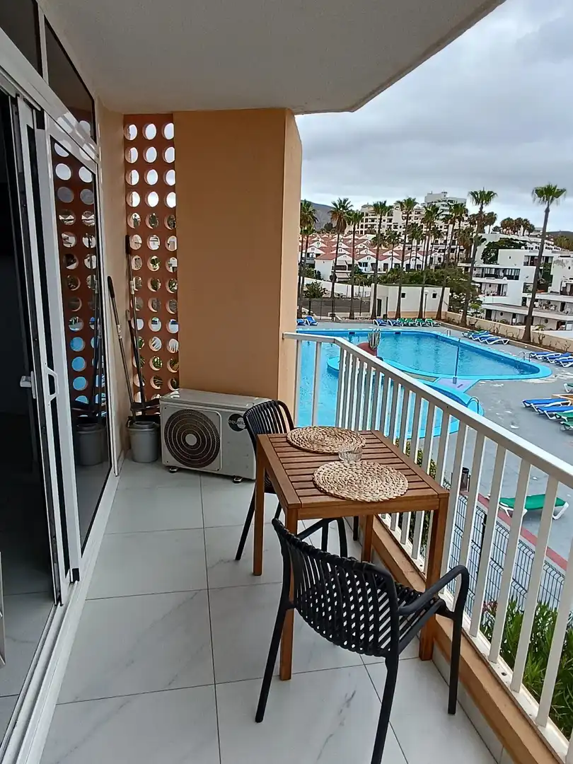 Wohnung mit Pool zum Verkauf in Playa de las Américas, imagen 2