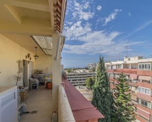 Vista exterior de Pis en venda en Marbella amb Moblat, Forn i Rentadora
