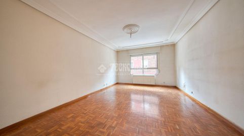 Foto 4 de Piso en venta en Circular, Valladolid Capital