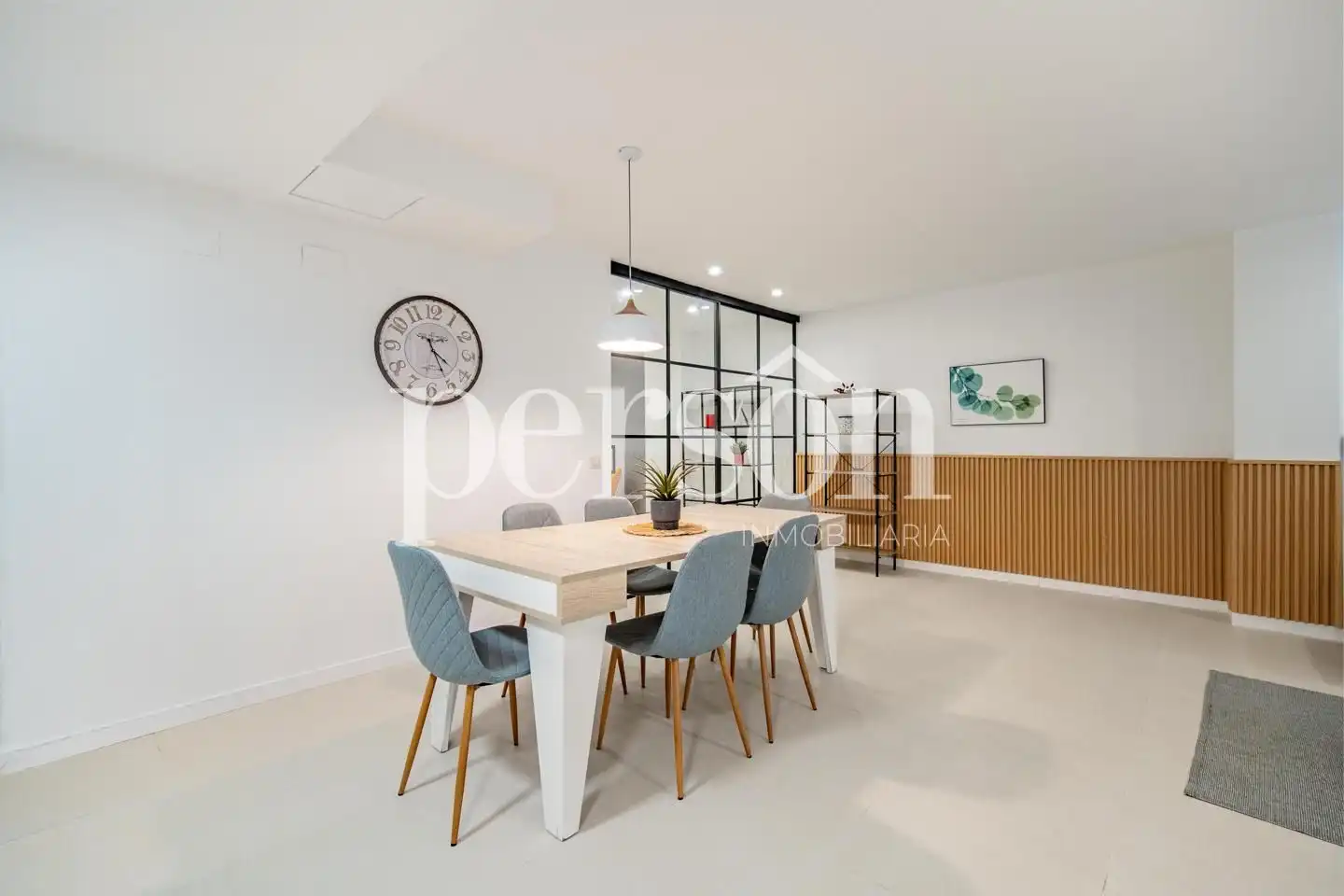 Ground floor for sale in Valencia  with Air Conditioner, Heating and Terrace