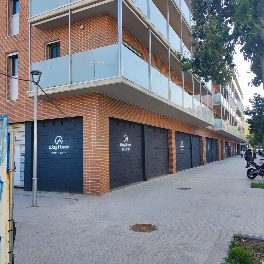 Gewerbefläche zum Verkauf in Carrer del Canal de la Infanta 42, imagen 2