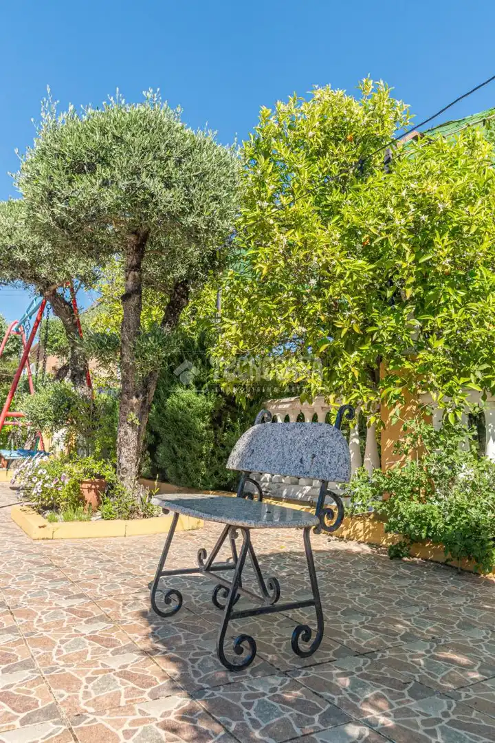 Jardín de Finca rústica en venta en Linares con Aire acondicionado, Jardín privado y Terraza